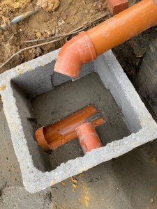 Installation d'un système d'égouttage photo 2 de 3